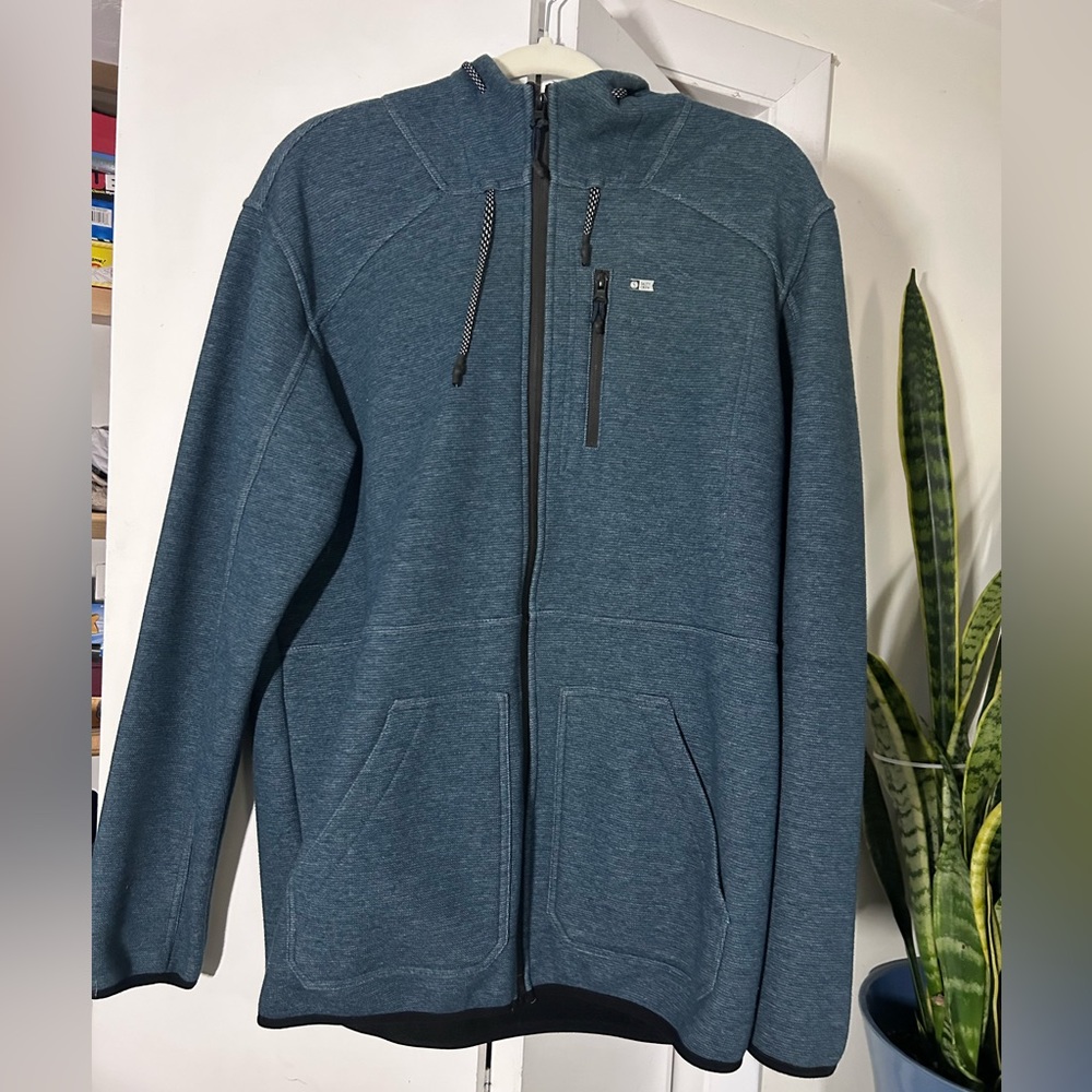 Salty Crew fleece-like full zip-up size L
